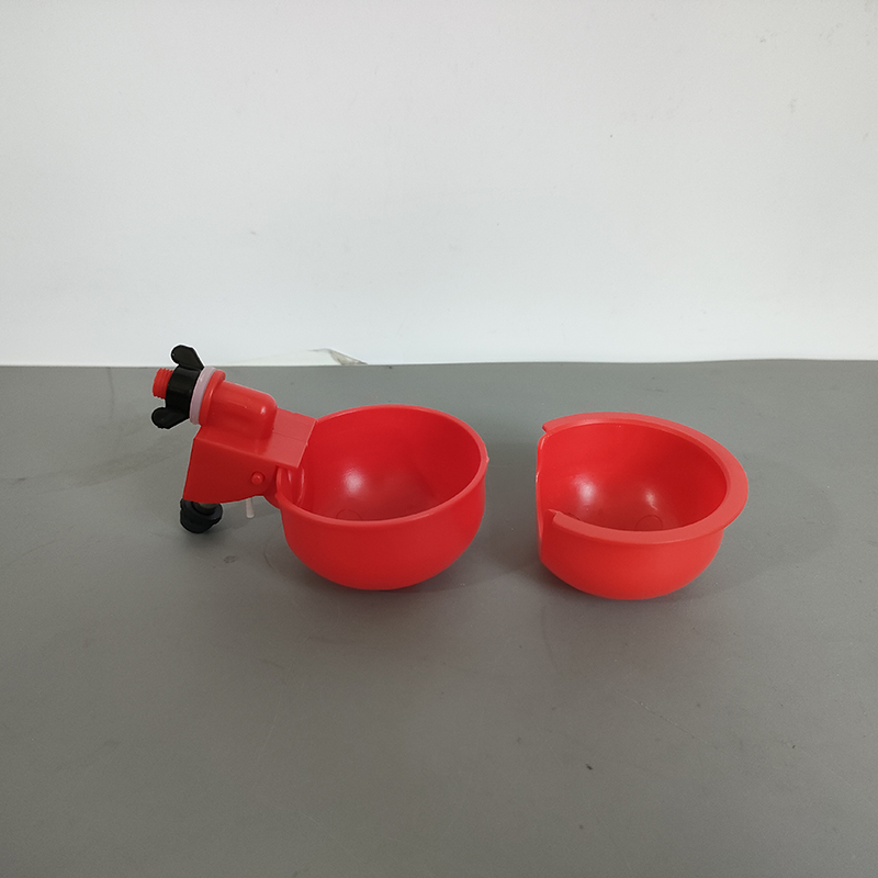 Hot Sale Chicken Drinker Cups Automatic Plastic Waterer With Inner Cup For Poultry Farm Chickens LM-95
